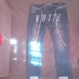 Off-White Jeans